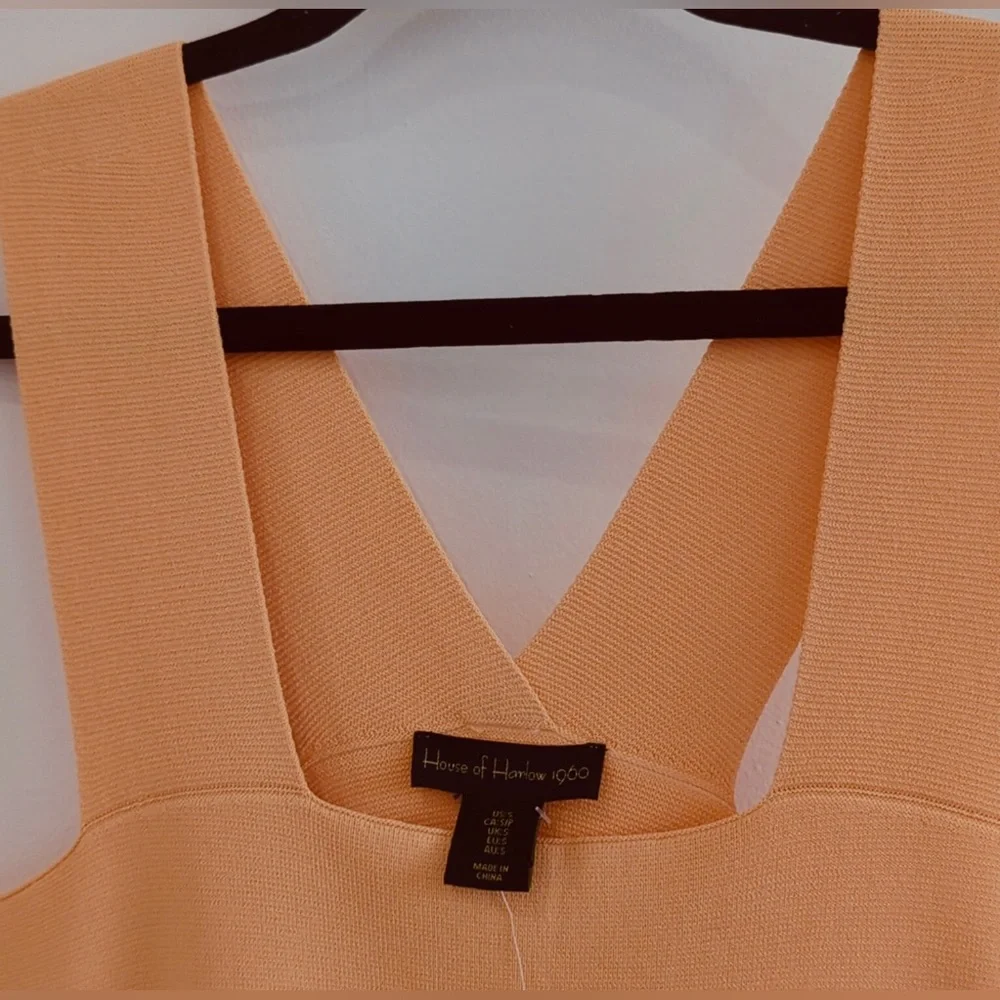 $189 House of Harlow 1960 Desert Mist Bodycon/Compression Dress NWT! - Picture 6 of 8